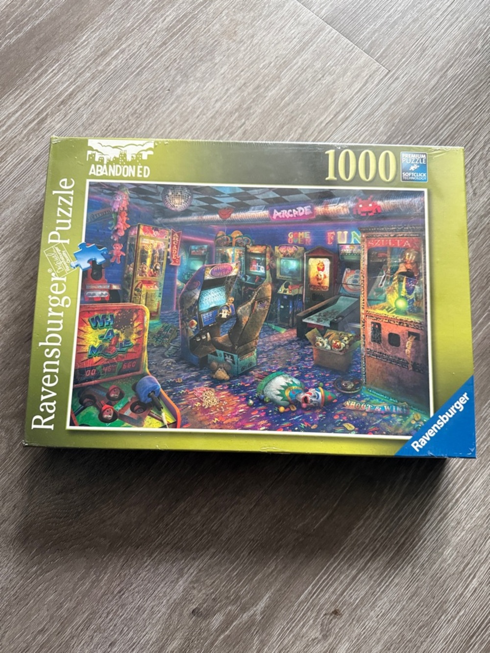 Ravensburger Abandoned Arcade Puzzle 1000pc